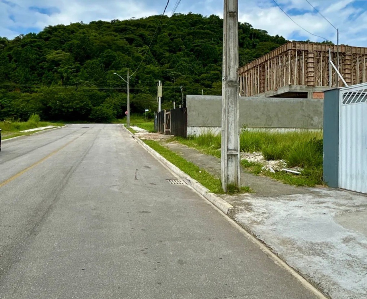 Terreno á Venda com 405 de área total