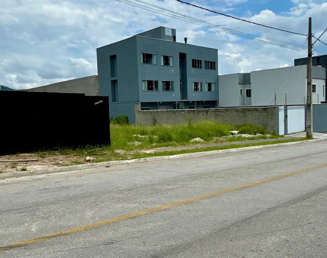 Terreno á Venda com 405 de área total