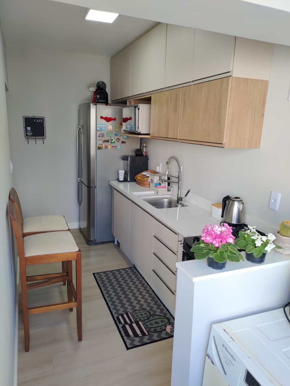 Apartamento à venda 2 dormitórios Barra Norte.