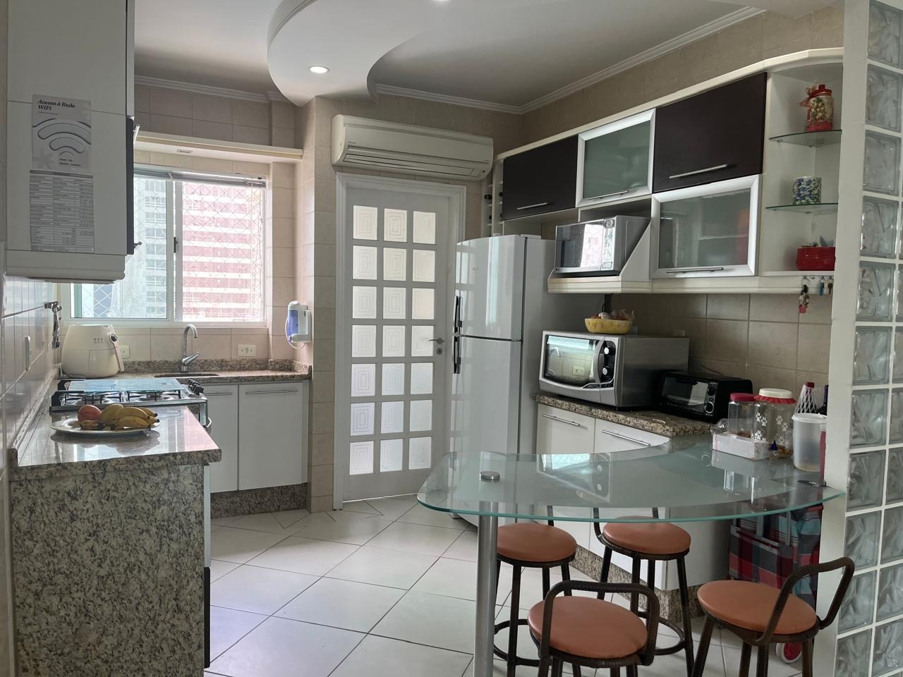 Apartamento à venda 2 dormitórios Barra Sul.