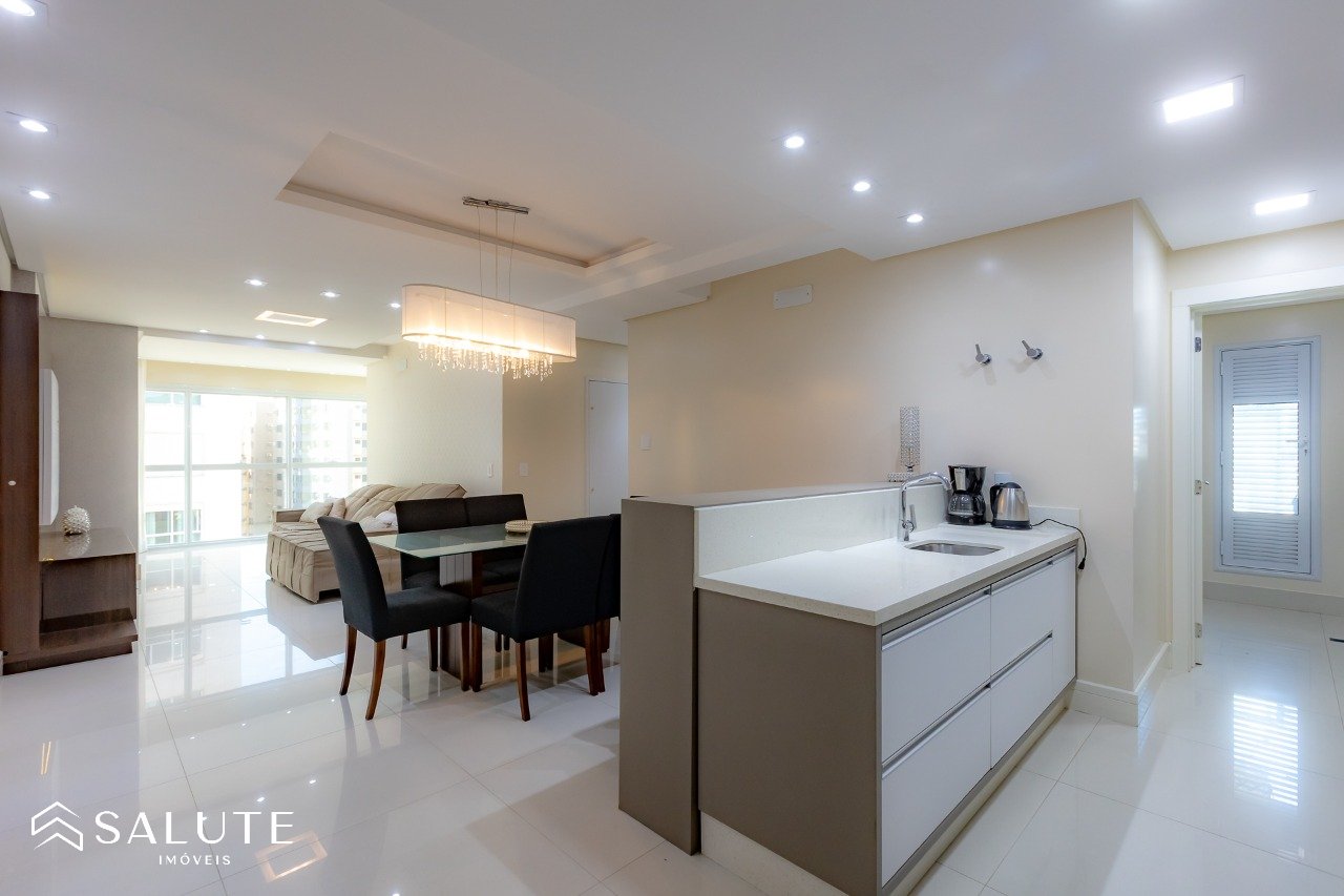 Apartamento à venda 3 suítes na Barra Norte