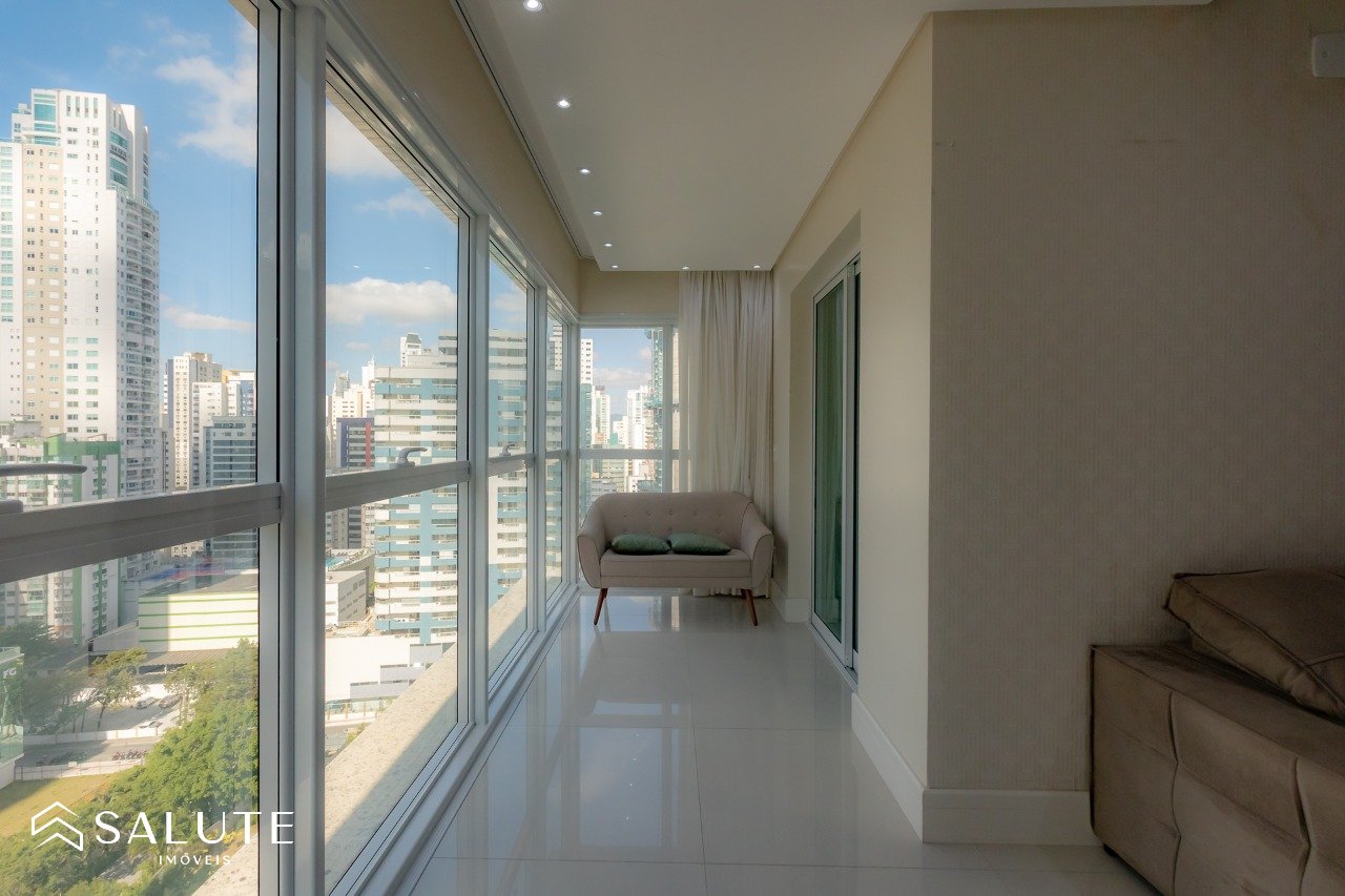 Apartamento à venda 3 suítes na Barra Norte