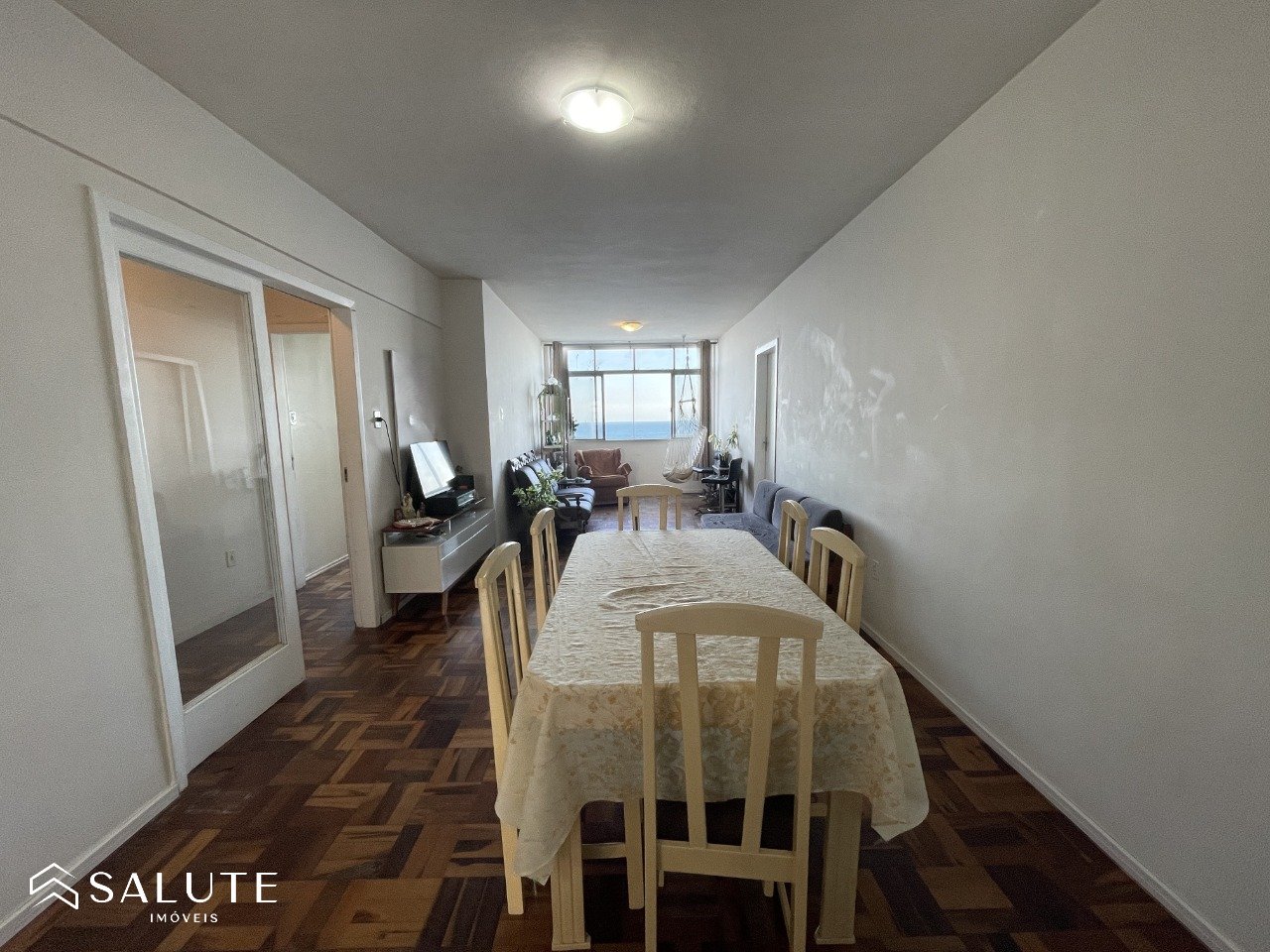 Apartamento á venda 4 dormitórios no Centro