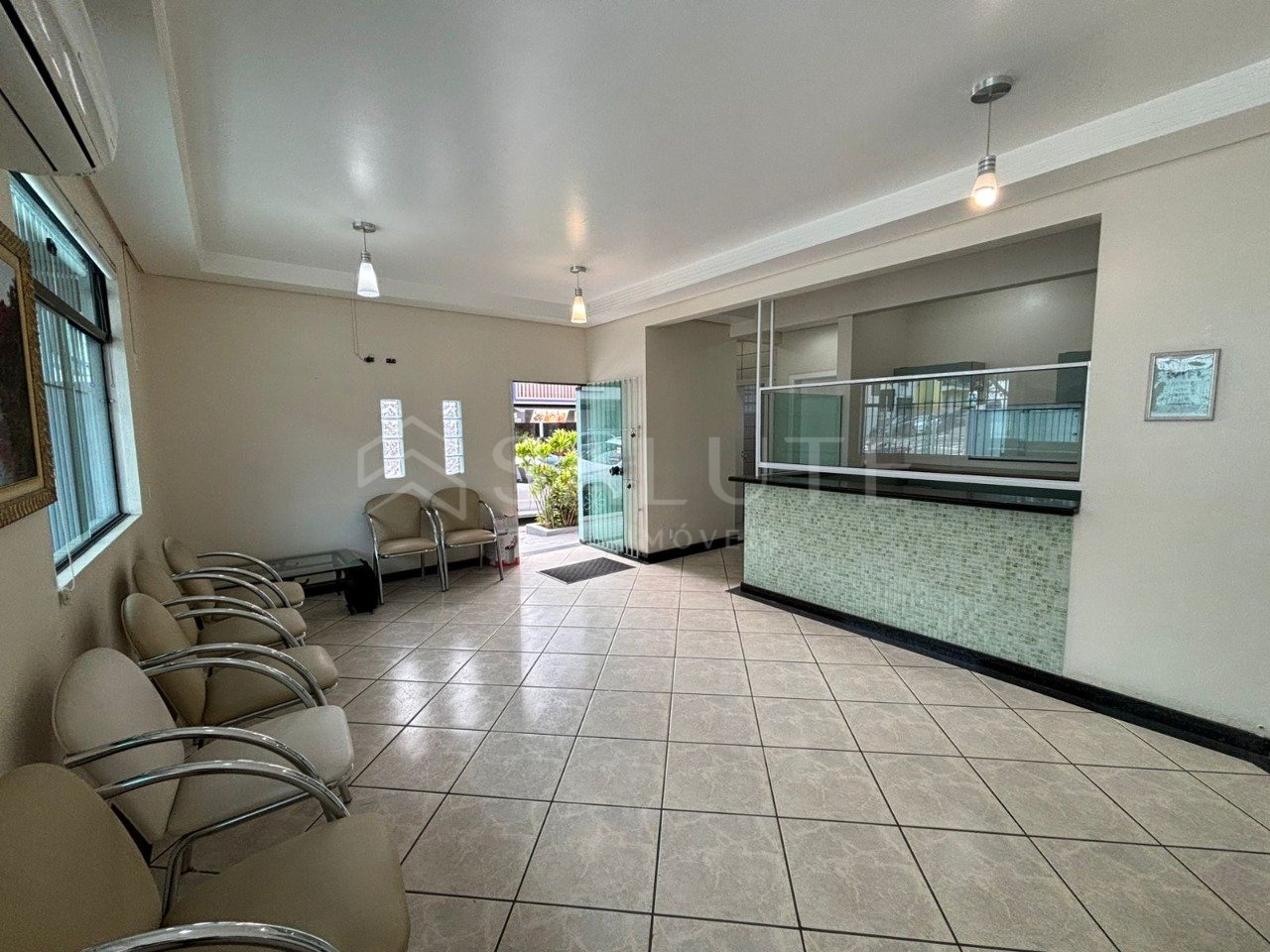 Casa Comercial aluguel anual Nações.