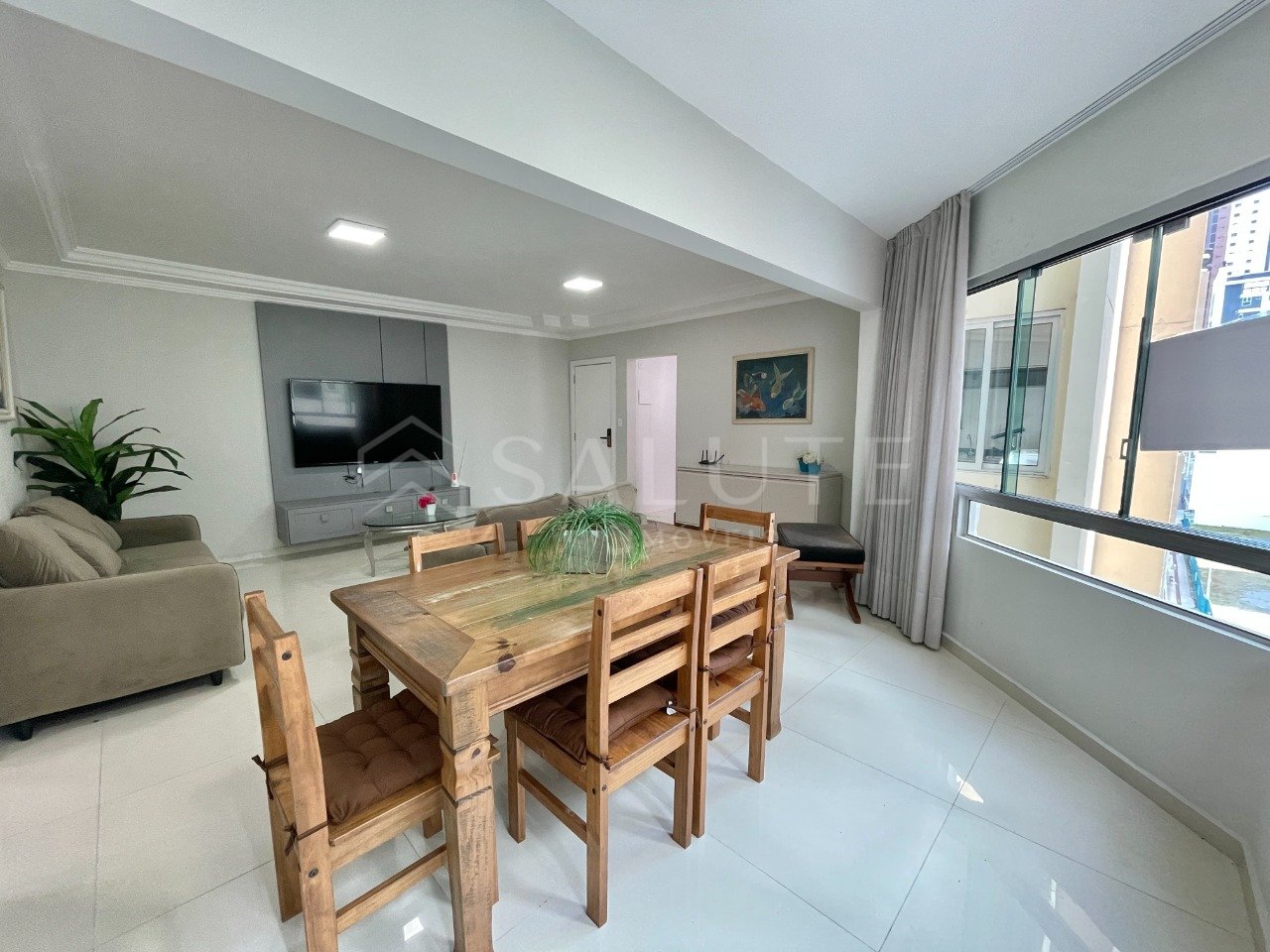 Apartamento aluguel anual 2 dormitórios Centro