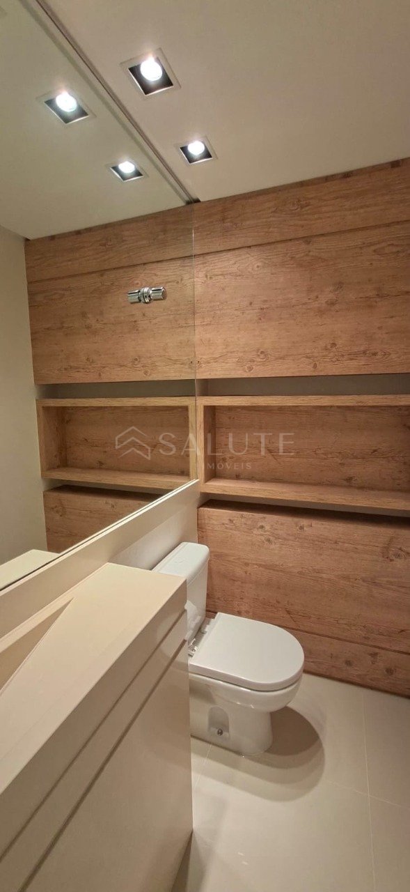 Apartamento à venda 3 suítes na Barra Sul