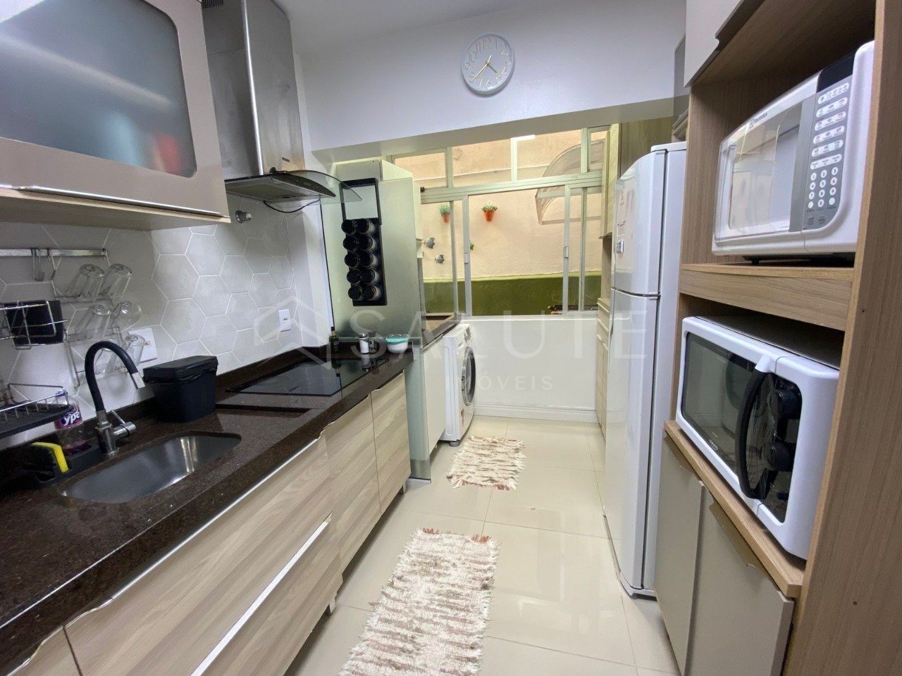 Apartamento à venda com 2 dormitórios no Pioneiros