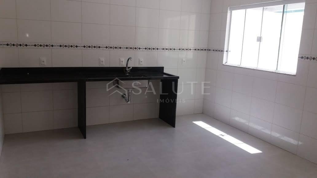 Sobrado Triplex à venda 3 suítes no Ariribá