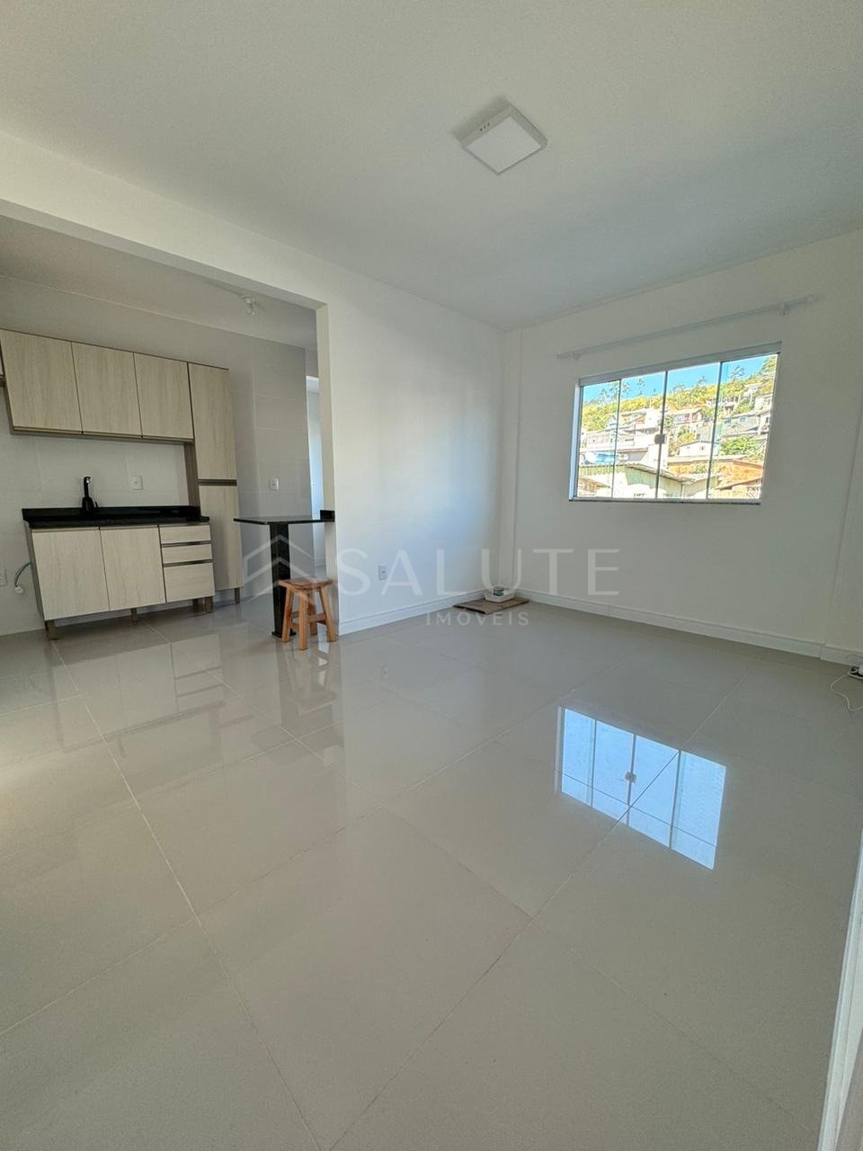 Apartamento aluguel anual 2 dorm. no Monte Alegre