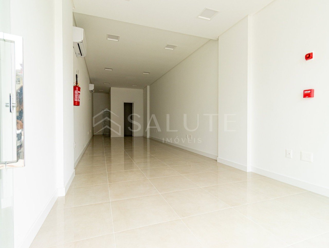Sala comercial aluguel anual nas Nações