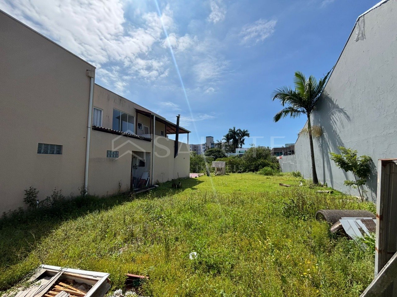 Casa à venda 4 dormitórios no Jardim Iate Clube