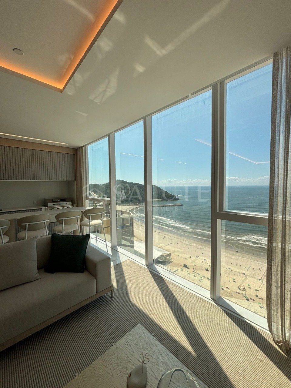 Apartamento à venda 4 suítes na Barra Norte