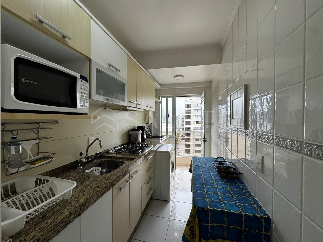 Apartamento à venda 2 dormitórios Barra Sul.