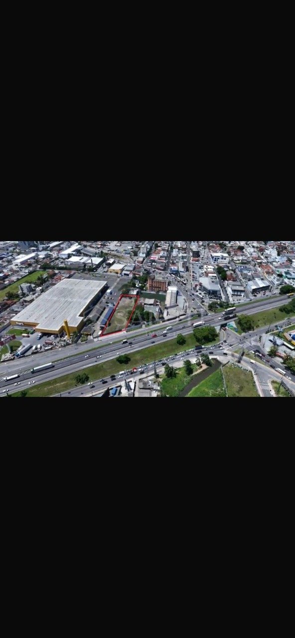 terreno para aluguel anual no Centro
