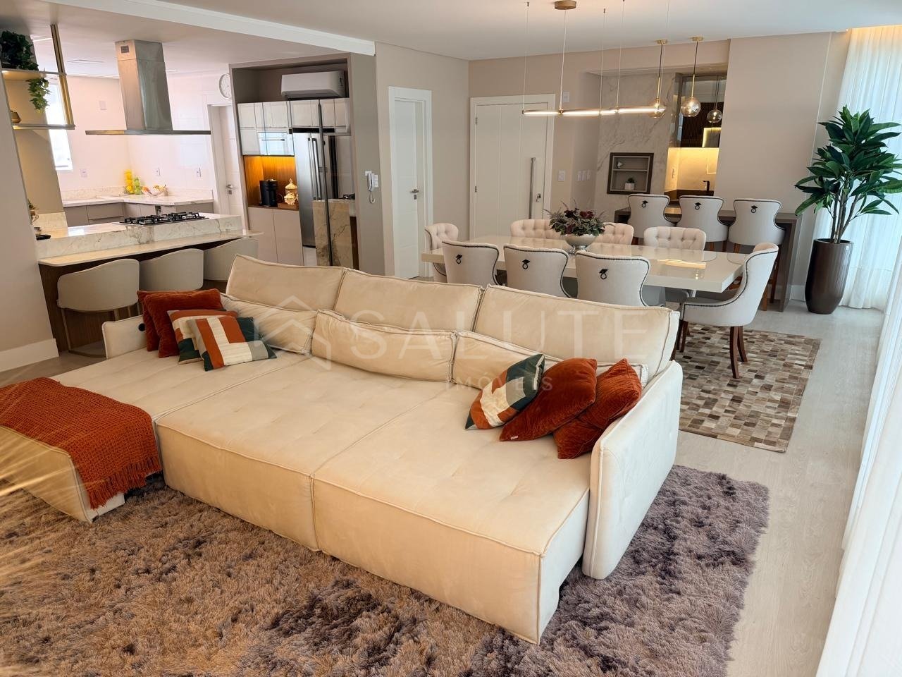 Apartamento à venda 3 suítes Barra Sul