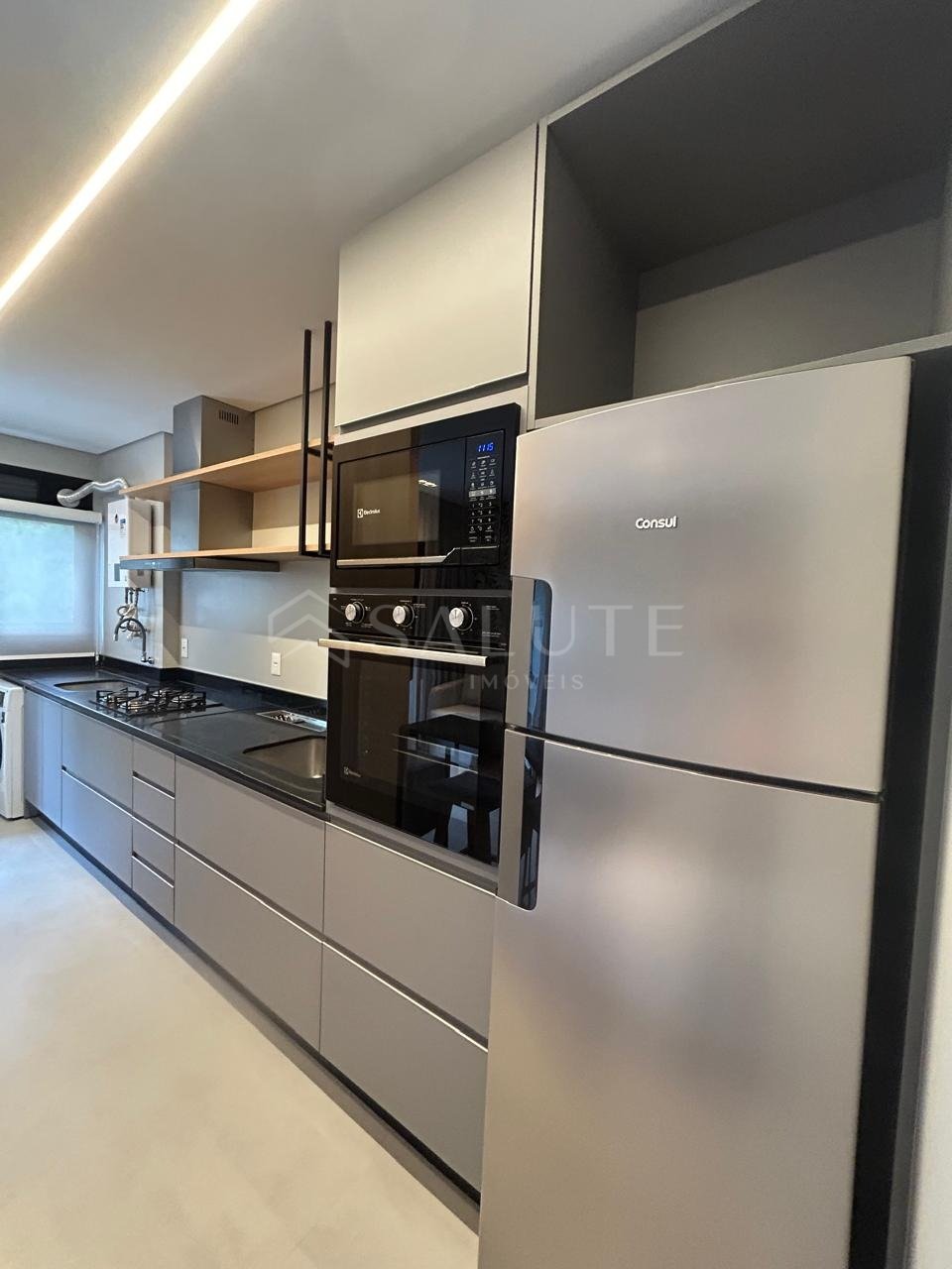 Apartamento locação anual 2 Dorm. Praia do Amores