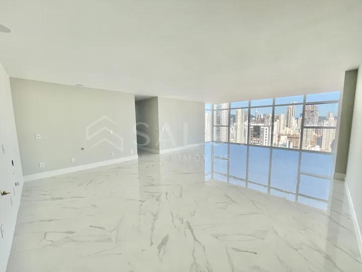 Apartamento venda 3 dormitórios no Centro