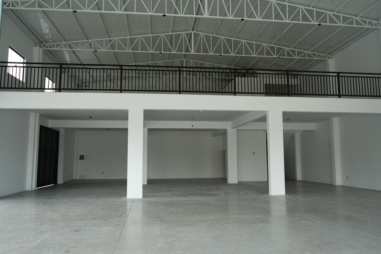 Galpão aluguel anual 582.37 m² em Santa Regina