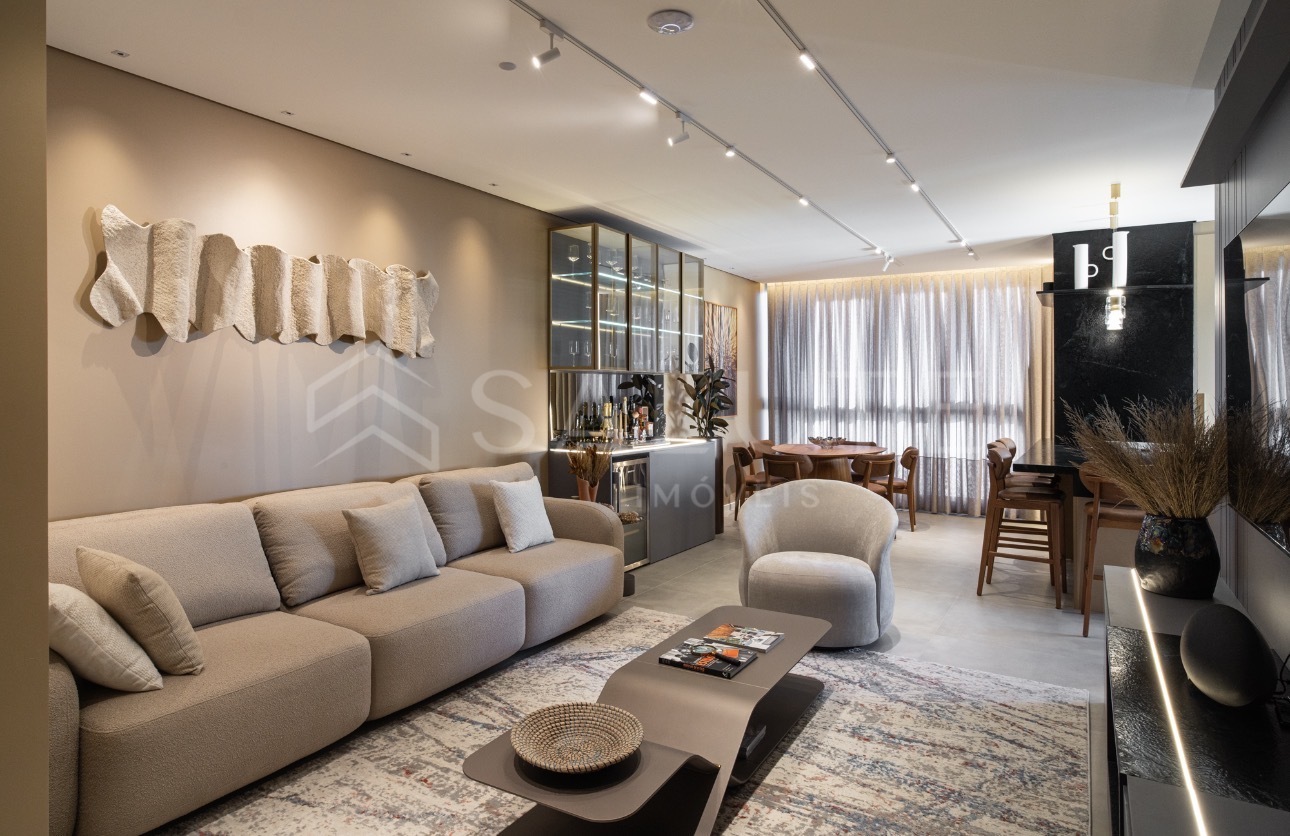 Apartamento à venda 3 suítes no Centro