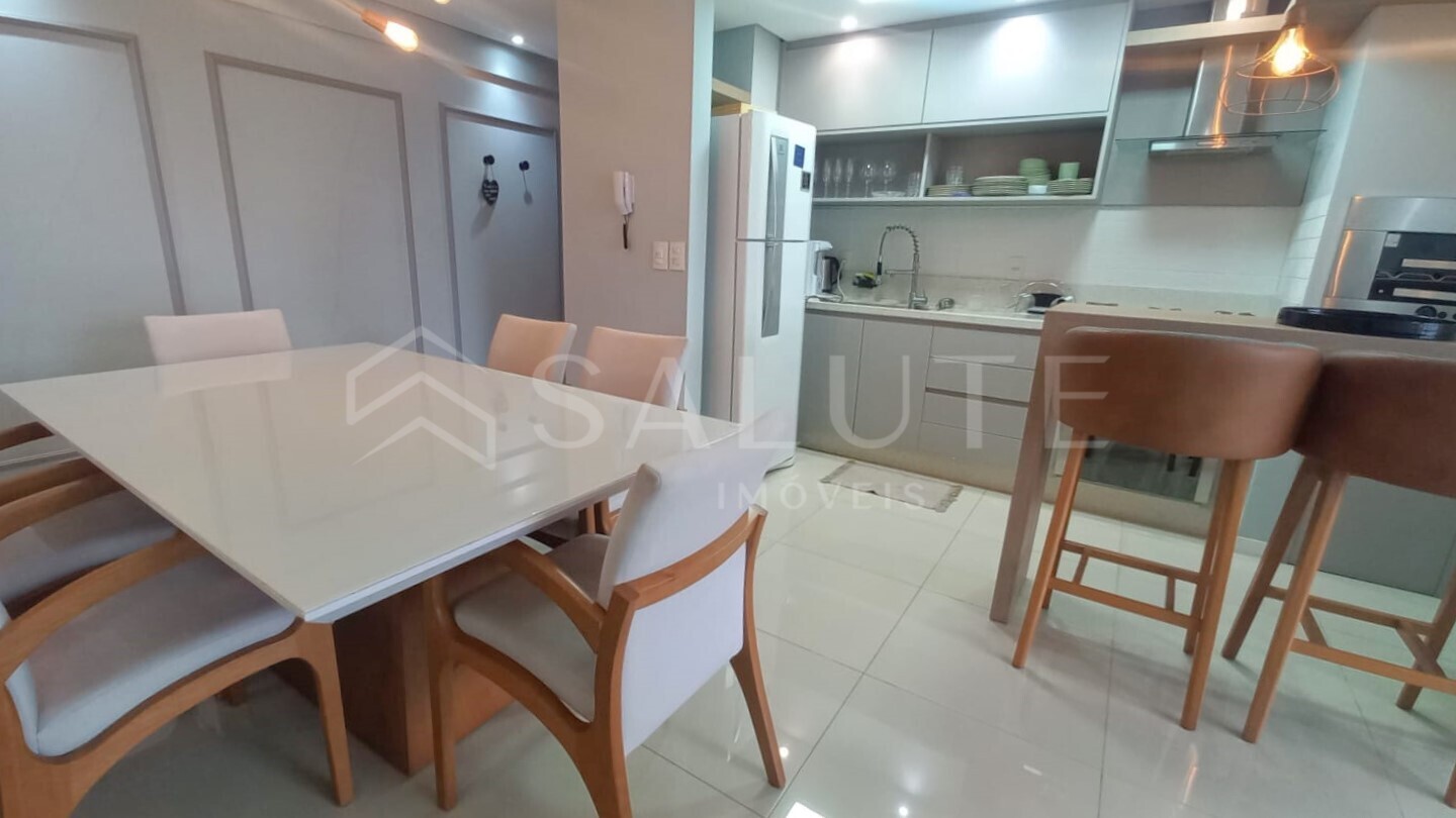 Apartamento aluguel anual 2 dormitórios no Centro