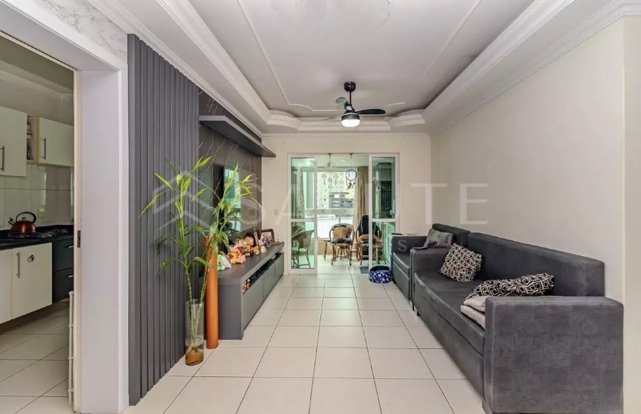 Apartamento à venda 3 dormitórios na Barra Sul