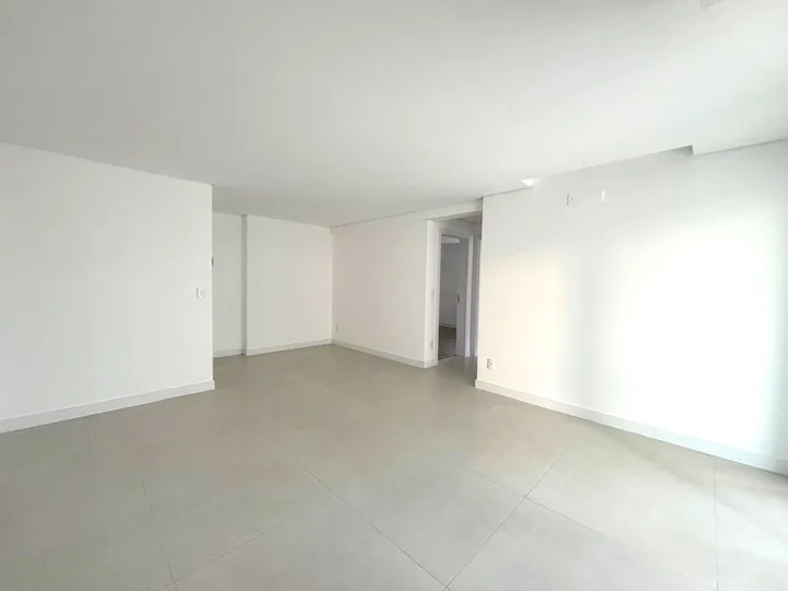 Apartamento à venda 2 dormitórios na Praia Brava