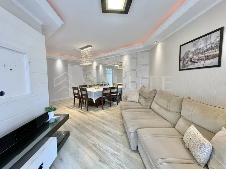 Apartamento para aluguel anual 2 dormitórios, 1 suíte no Pioneiros