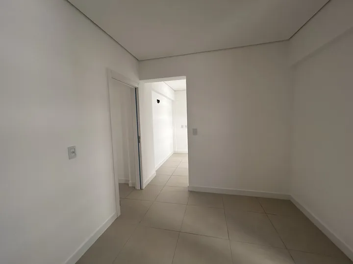 Apartamento aluguel anual 3 dormitórios no Centro