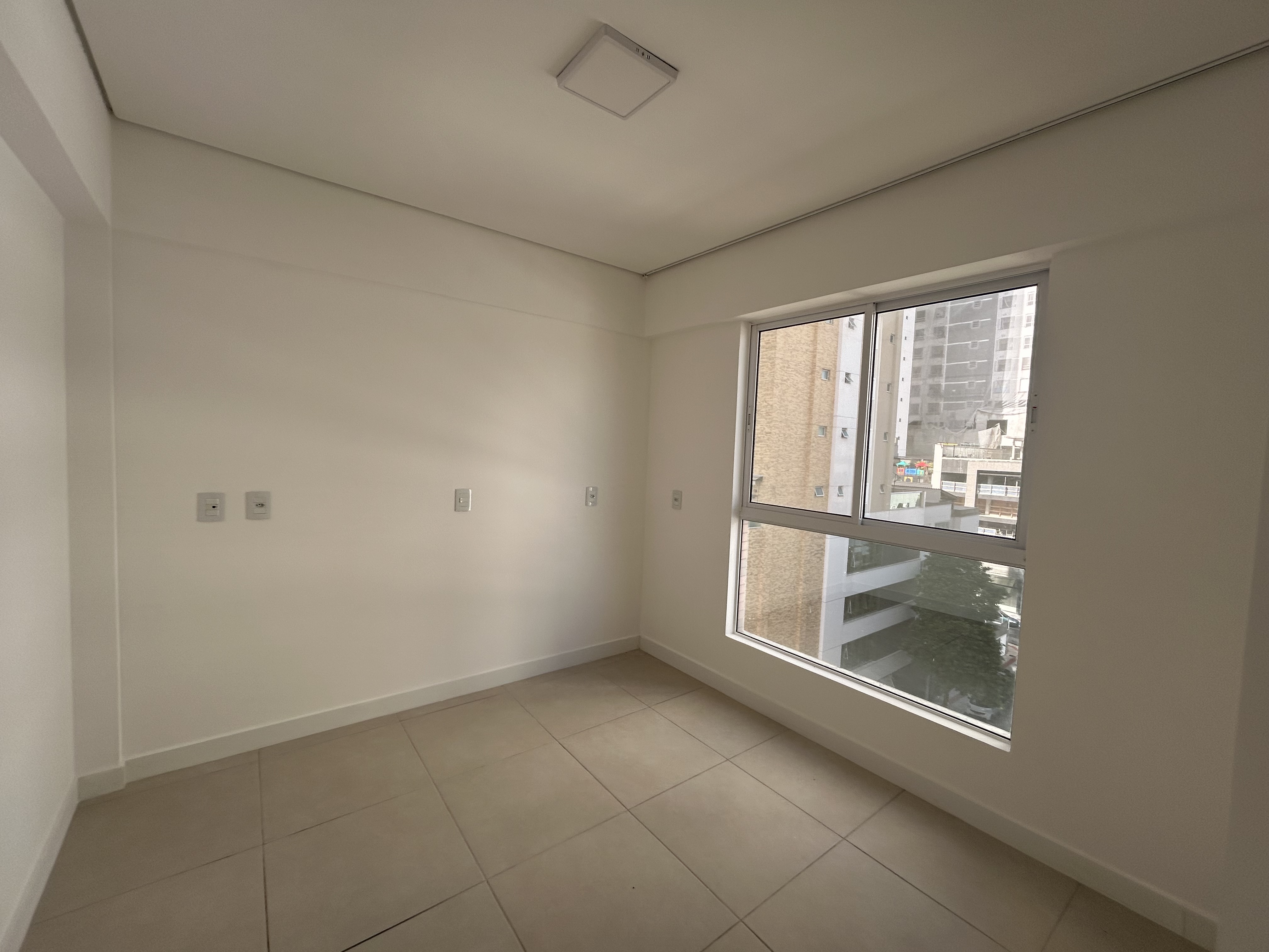 Apartamento aluguel anual 3 dormitórios no Centro