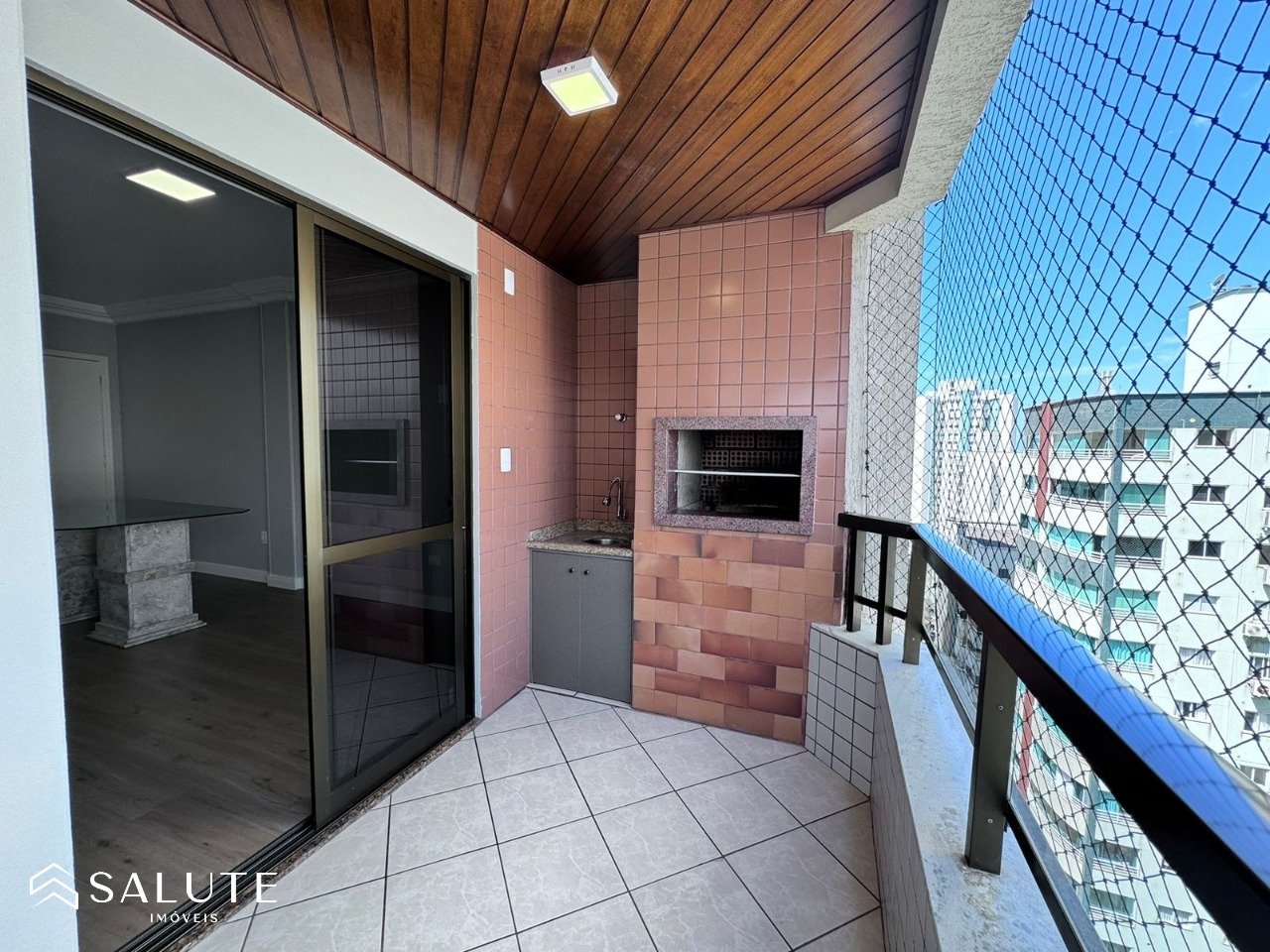 Apartamento à venda 3 Dormitórios no Centro