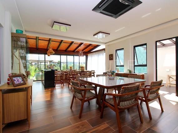 Casa à venda 3 suítes em Itajaí