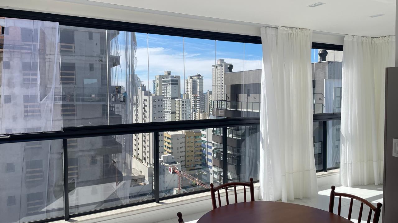 Apartamento à venda com 3 suítes Itapema
