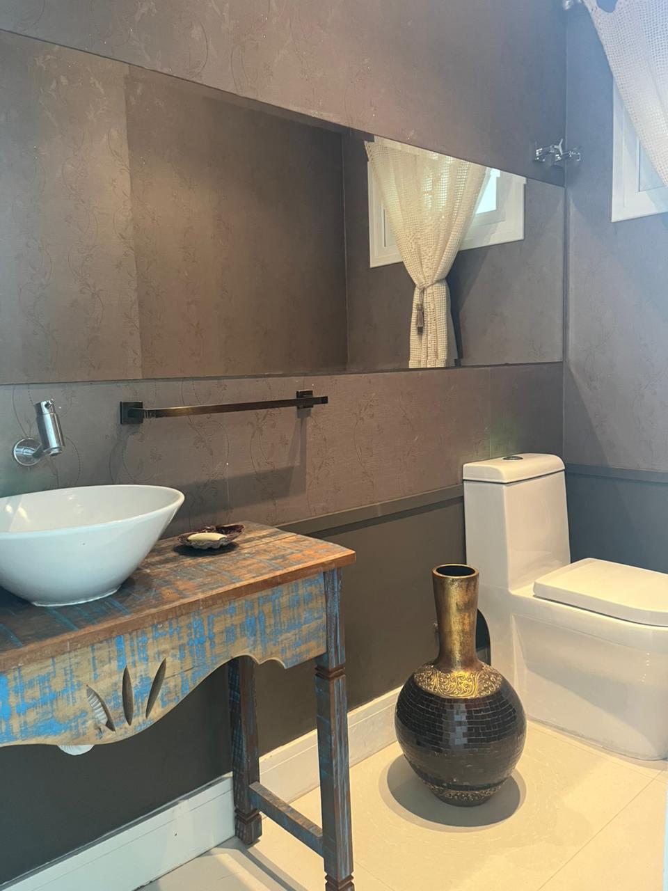 Casa à venda 6 dormitórios na Praia dos Amores