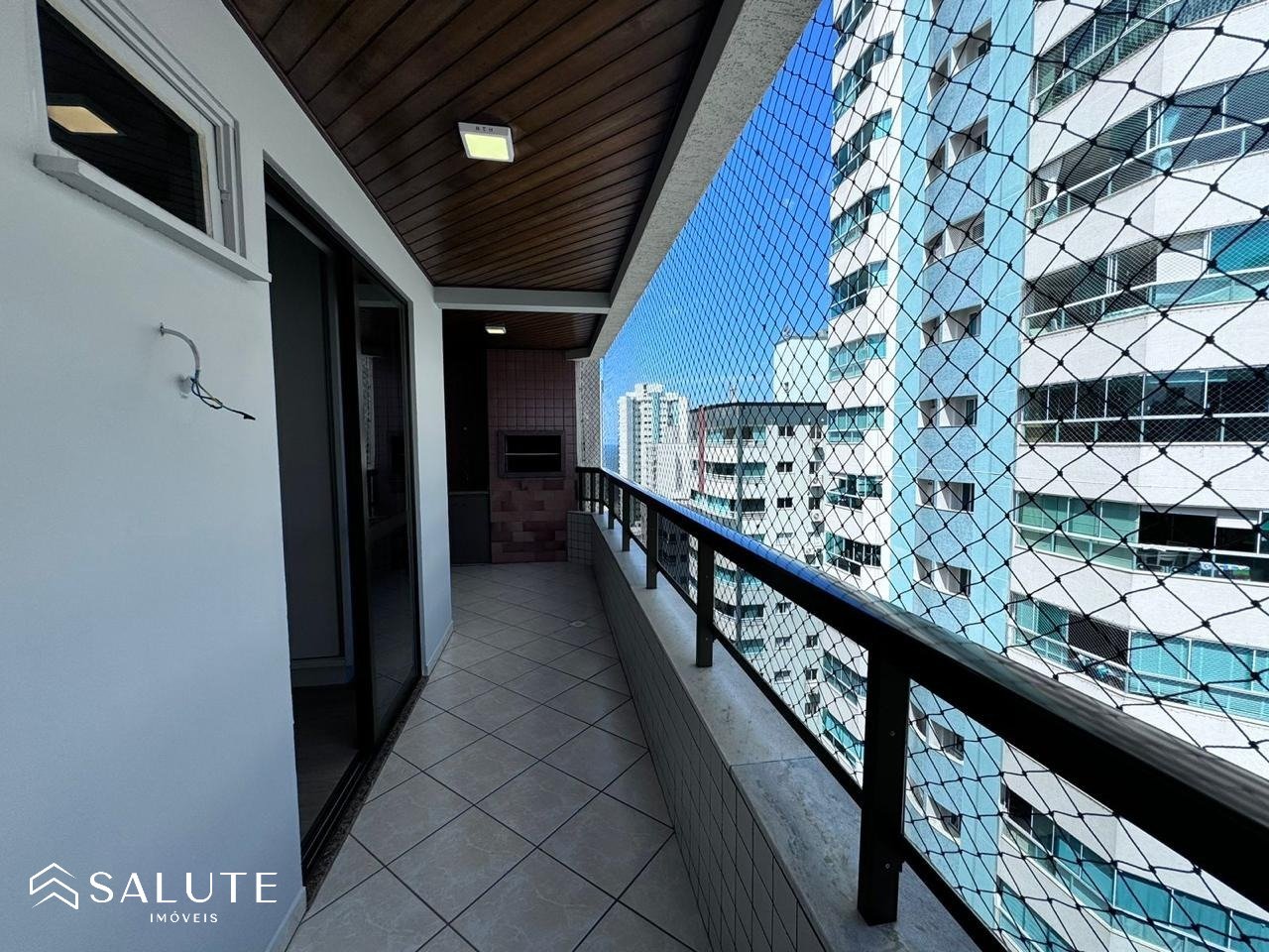 Apartamento à venda 3 Dormitórios no Centro